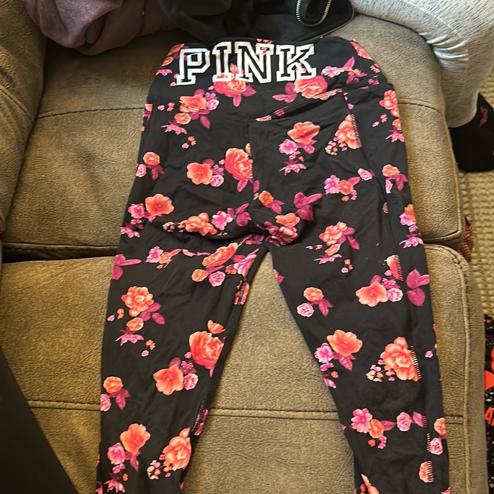 Victoria secret floral pants with pockets - size XS